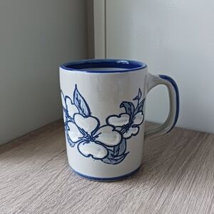 🌷 Vintage Louisville Stoneware Floral Mug